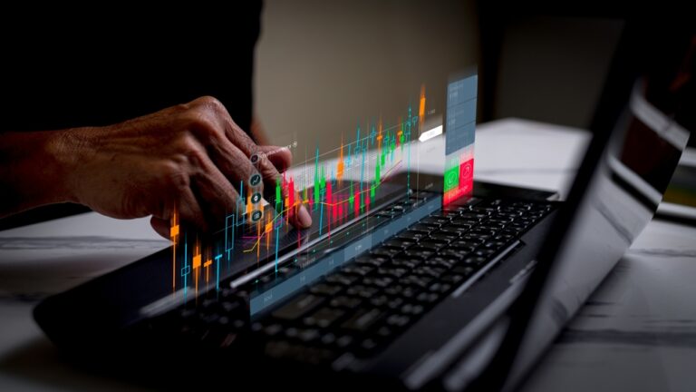 Forex Trading in 2025: How Savexa.com Stands Out as a Trusted Platform 🏅🔐